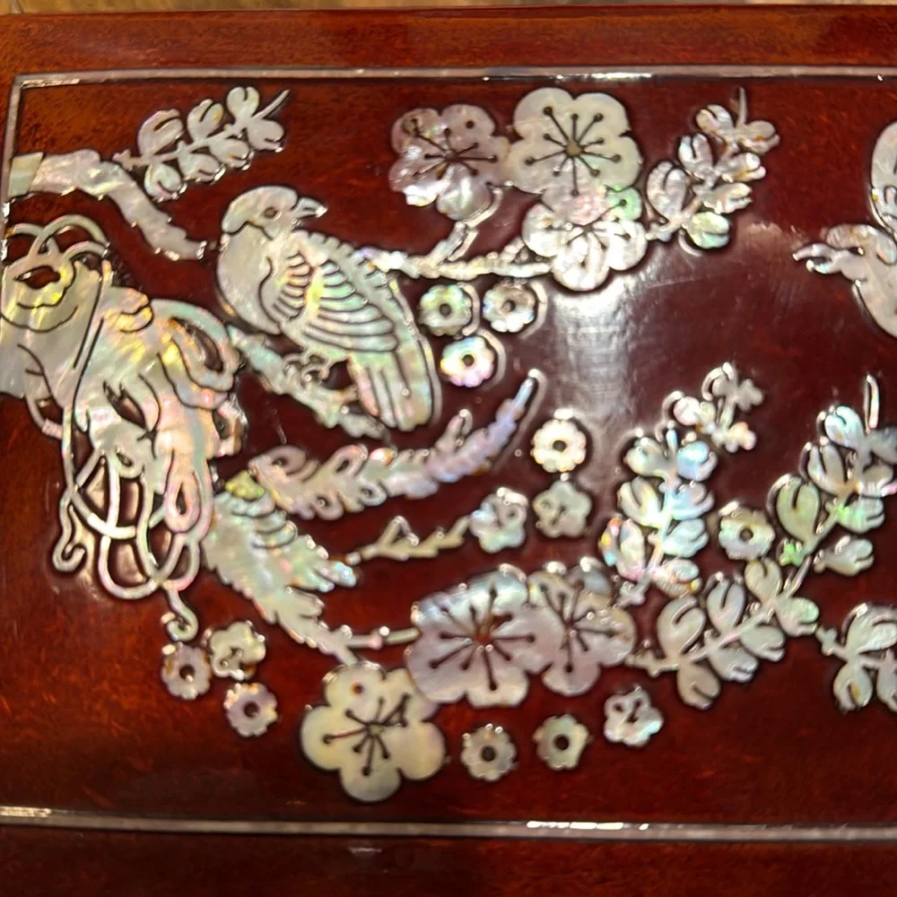 Vintage Asian Musical Jewelry Box with Mother of Pearl Inlay